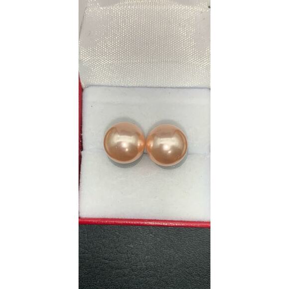 Vintage Monet Feminine Simple Faux Pink Pearl Stud Earrings - Picture 2 of 4